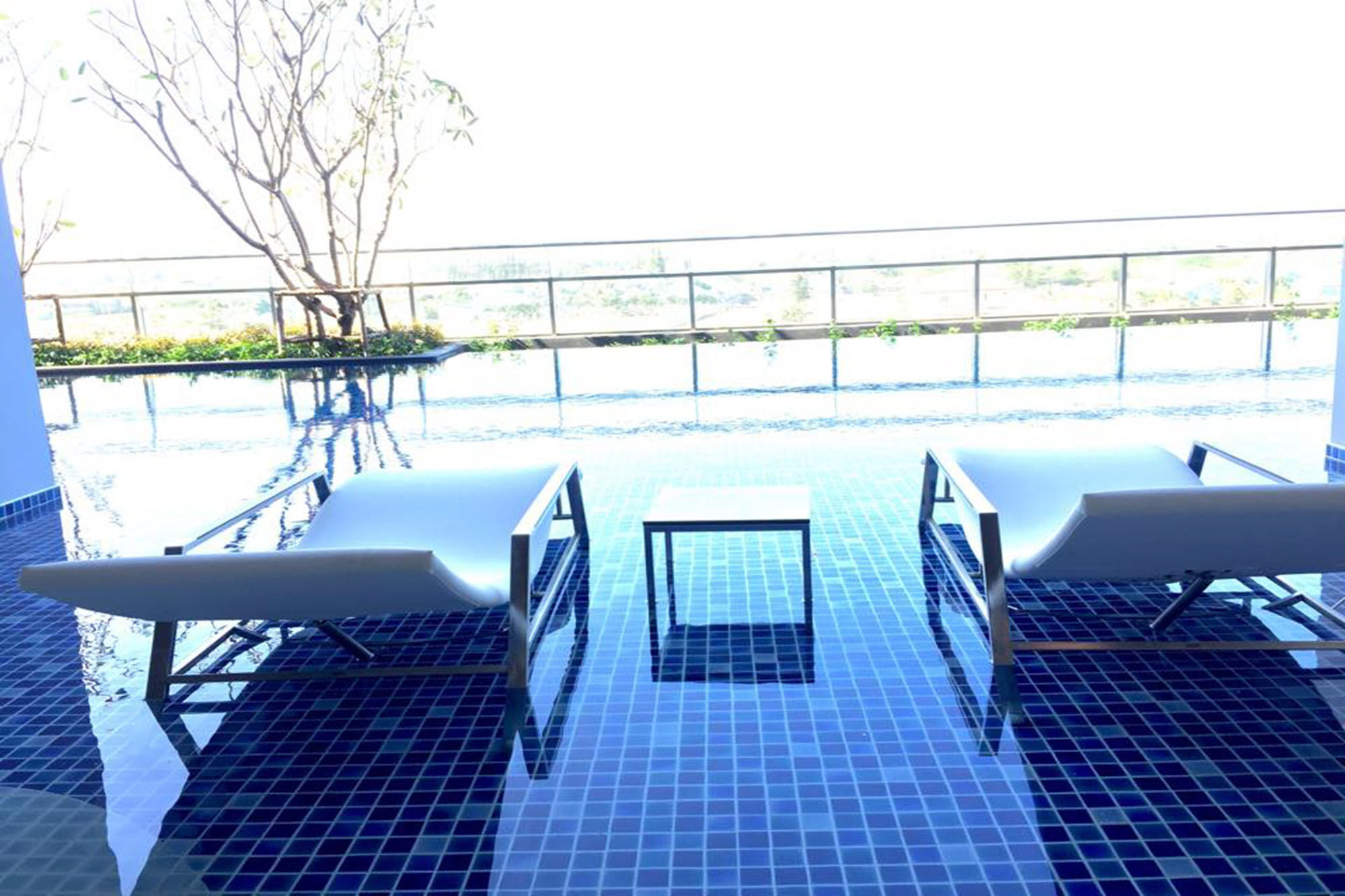 Baan Kiang Fah Huahin By The Sea Apartment Exterior photo